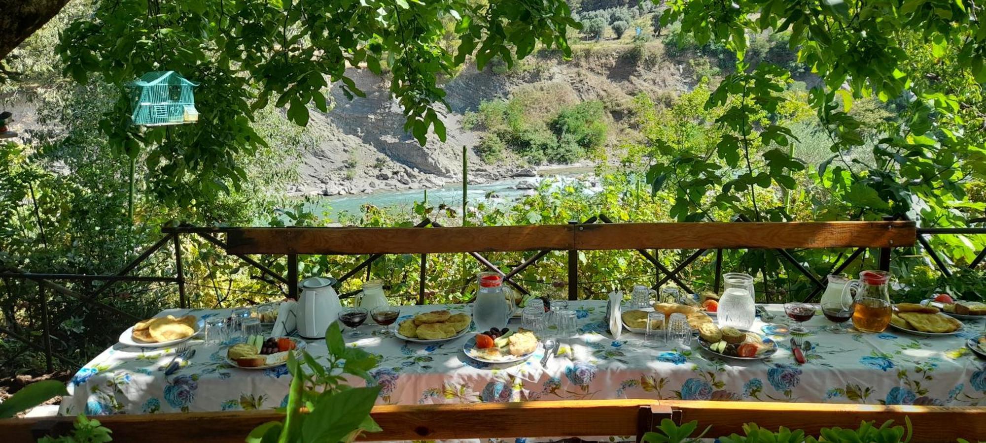 Accommodatie bij particulieren Honey-house “kastrioti” *