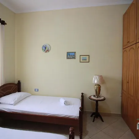 Appartement Honey-House “Kastrioti” à Përmet Extérieur photo