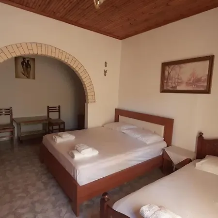 Appartement Honey-House “Kastrioti” à Përmet Extérieur photo