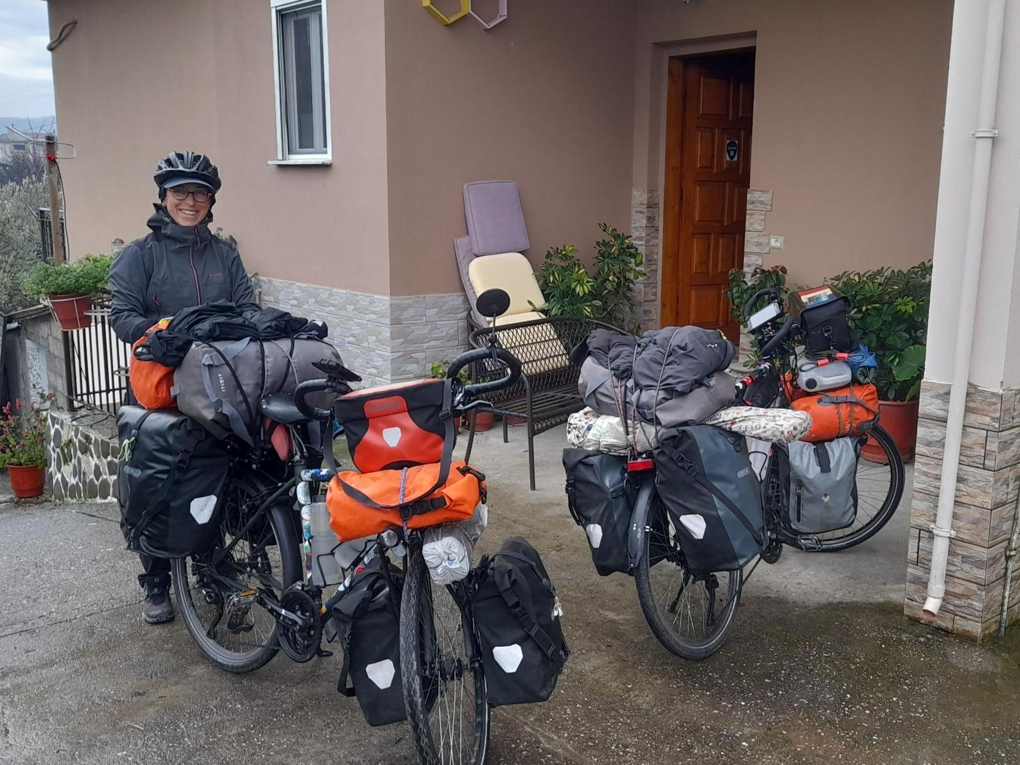 Homestay Honey-house “kastrioti”